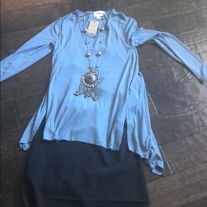 BNW Pure DKnY shirt in blue. very comfortable sexy